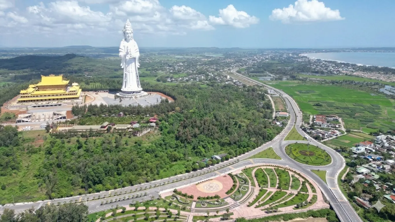 tượng Quan Âm cao nhất Đông Nam Á.